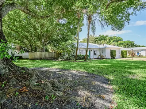 2158 Seville Avenue Vero Beach FL 32960