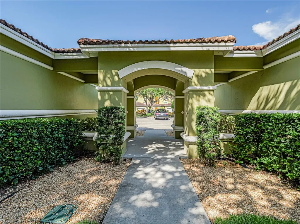 5095 Fairways Circle Vero Beach FL 32967