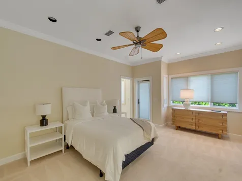 609 Lake Drive Vero Beach FL 32963