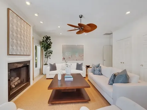 609 Lake Drive Vero Beach FL 32963