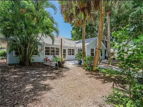 3890 1st Lane Vero Beach FL 32968