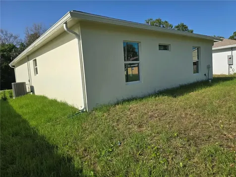 6135 7th Place Vero Beach FL 32968