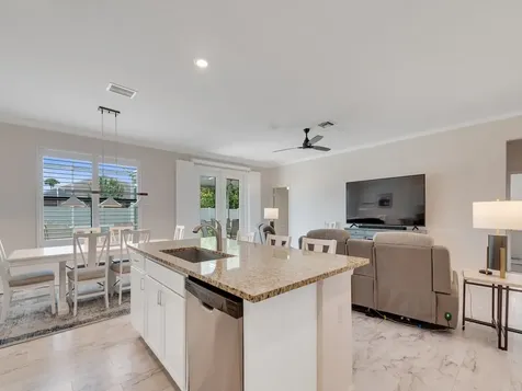 10105 Verona Manor Vero Beach FL 32966
