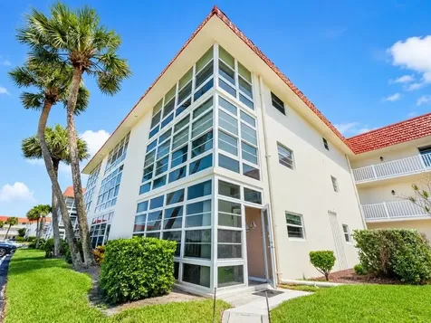 5400 Highway A1a Vero Beach FL 32963