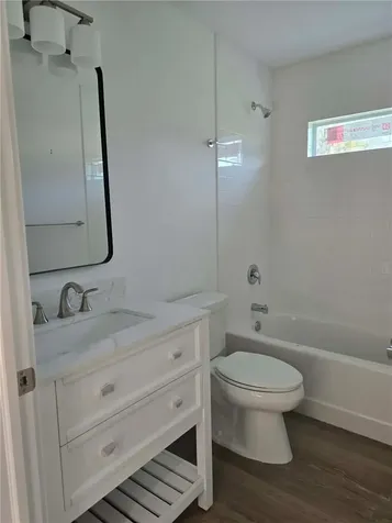 6125 7th Place Vero Beach FL 32968