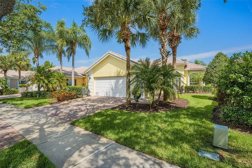 5670 Corsica Place Vero Beach FL 32967