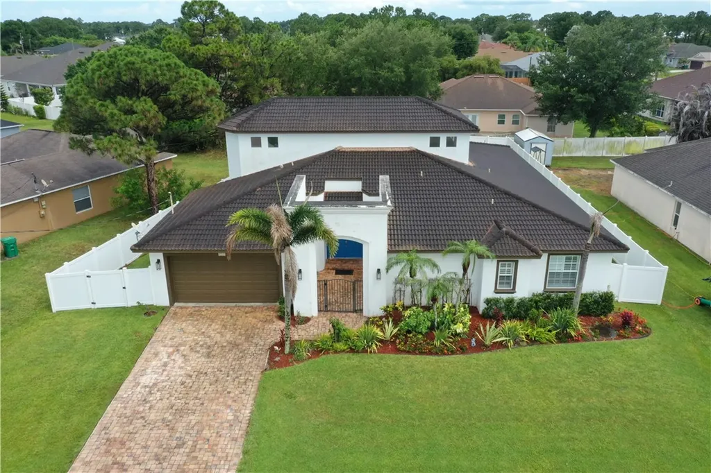 6008 NW Winfield Drive Port St Lucie FL 34986