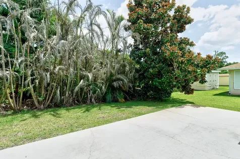 934 Bermuda Avenue Sebastian FL 32958