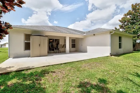 934 Bermuda Avenue Sebastian FL 32958