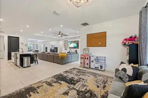 6205 Arcadia Square Vero Beach FL 32966