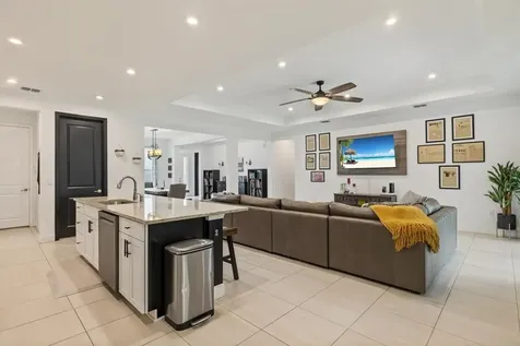 6205 Arcadia Square Vero Beach FL 32966