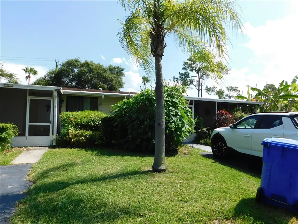 485 7th Place Vero Beach FL 32962