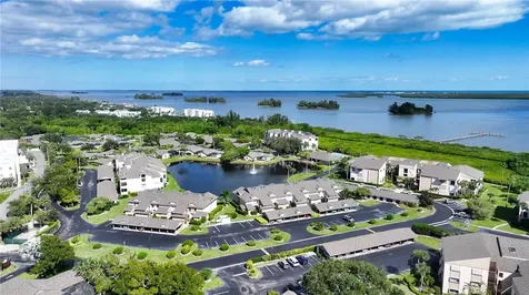 6232 N Mirror Lake Drive Sebastian FL 32958