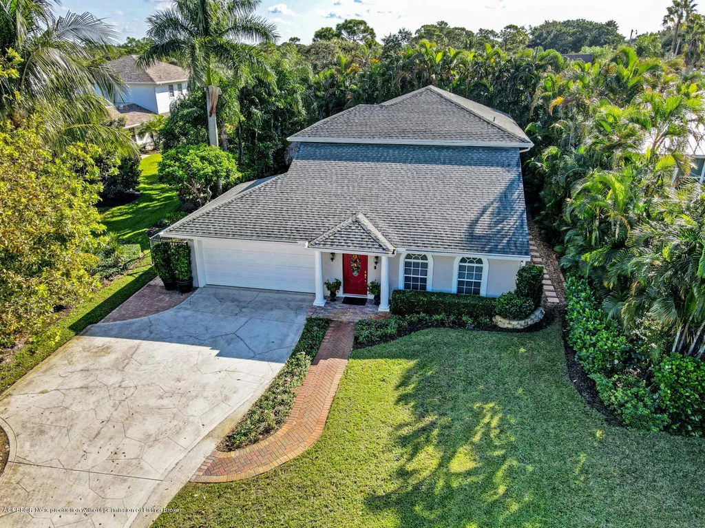 18905 SE County Line Road Jupiter FL 33469