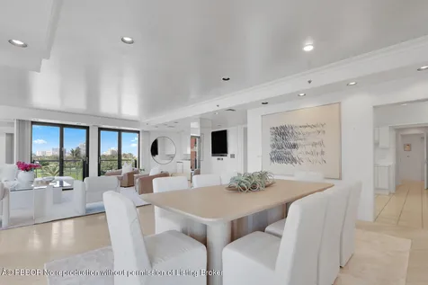 2 N Breakers Row Palm Beach FL 33480