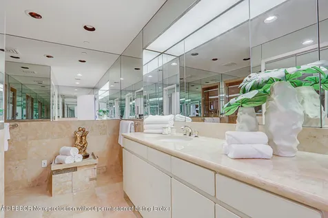 2 N Breakers Row Palm Beach FL 33480