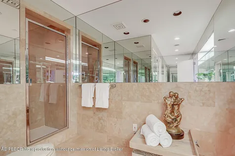 2 N Breakers Row Palm Beach FL 33480