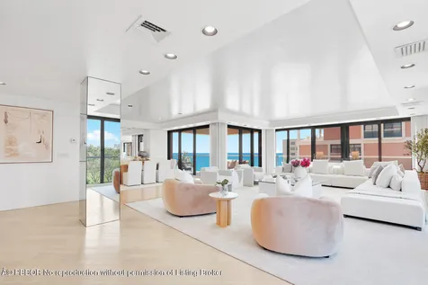 2 N Breakers Row Palm Beach FL 33480