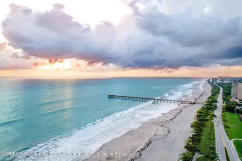 1011 U.s. Highway 1 Juno Beach FL 33408
