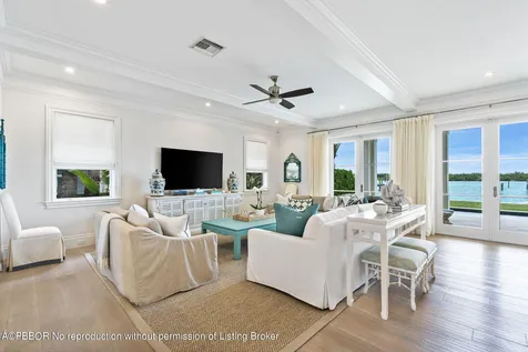 18807 SE Federal Highway Jupiter FL 33469