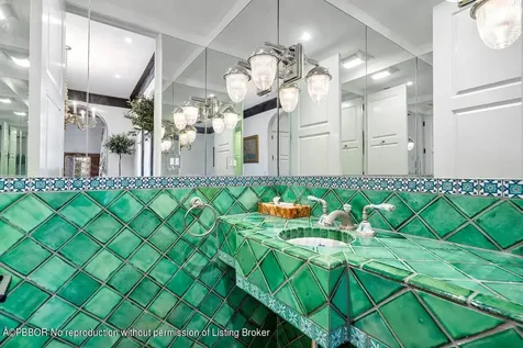 12 Lagomar Road Palm Beach FL 33480