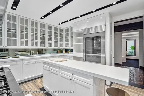 12 Lagomar Road Palm Beach FL 33480