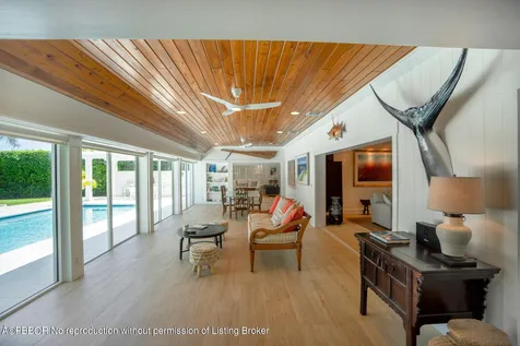 11916 Lake Shore Place North Palm Beach FL 33408