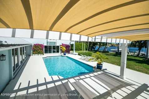 11916 Lake Shore Place North Palm Beach FL 33408