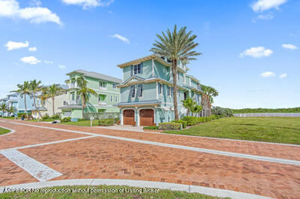 5040 Watersong Way Hutchinson Island FL 33949