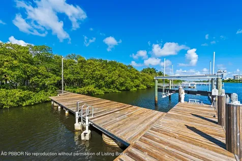 602 N Atlantic Drive Lantana FL 33462