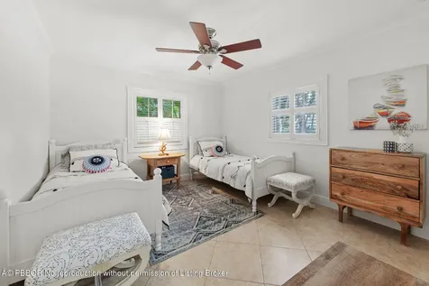 602 N Atlantic Drive Lantana FL 33462