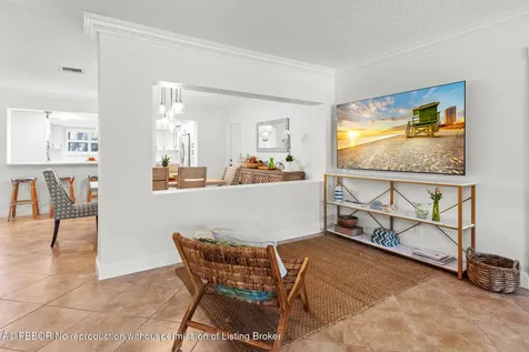 602 N Atlantic Drive Lantana FL 33462