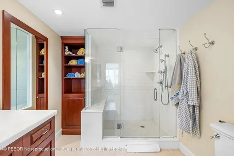 2784 S Ocean Boulevard Palm Beach FL 33480