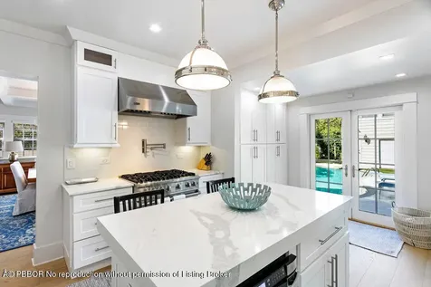 141 Australian Avenue Palm Beach FL 33480