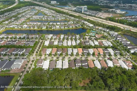 5642 Delacroix Terrace Palm Beach Gardens FL 33418