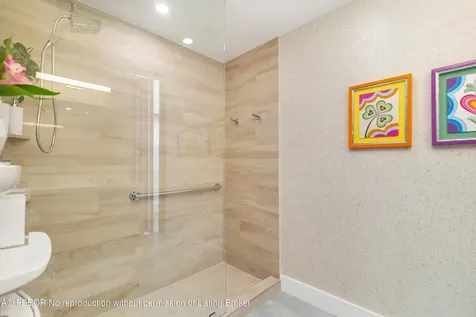 106 Inlet Way Palm Beach Shores FL 33404