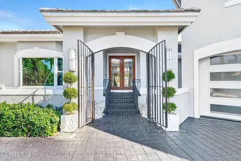 6 Cloister Circle West Palm Beach FL 33401