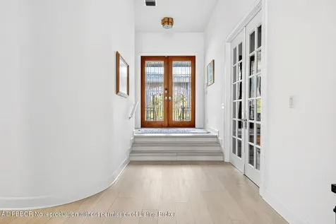 6 Cloister Circle West Palm Beach FL 33401