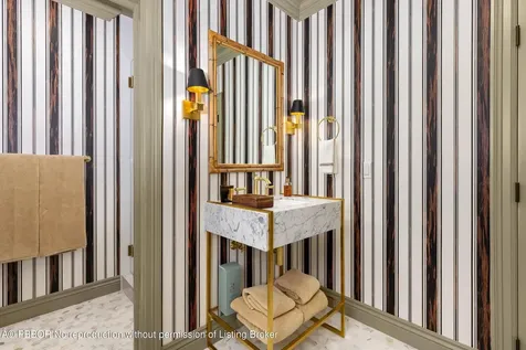 258 List Road Palm Beach FL 33480