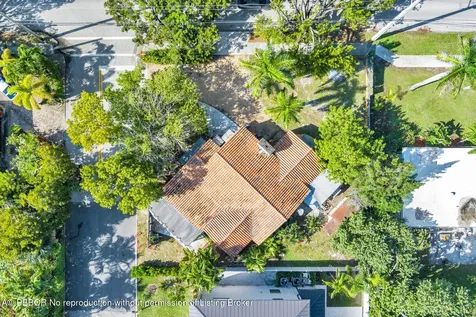 383 31st Court West Palm Beach FL 33407
