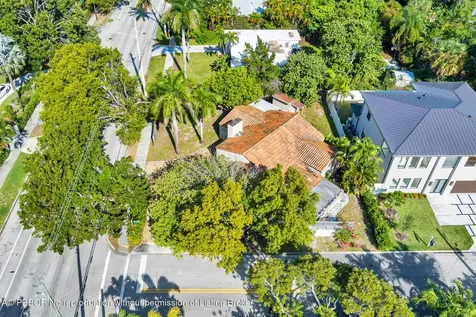 383 31st Court West Palm Beach FL 33407