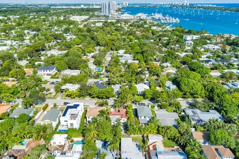 244 31st Street West Palm Beach FL 33407