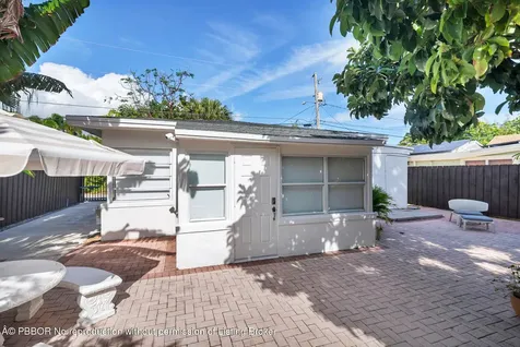 439 28th Street West Palm Beach FL 33407