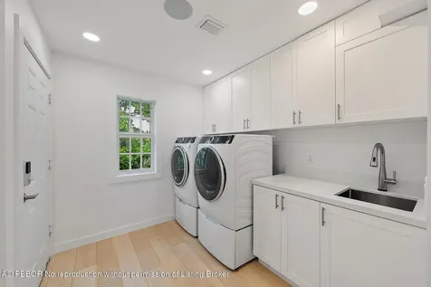 291 Austin Lane West Palm Beach FL 33401
