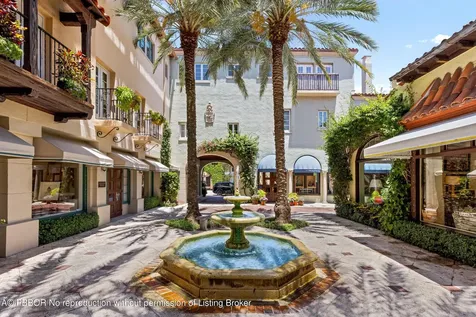 9 Via Parigi Palm Beach FL 33480