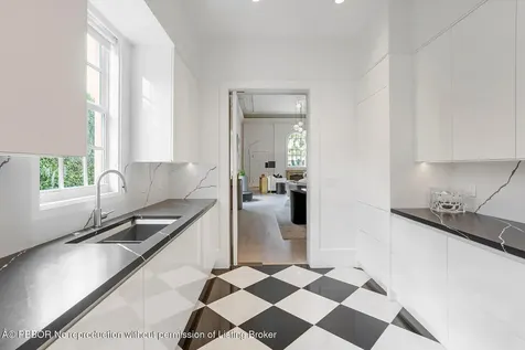 134 Casa Bendita Palm Beach FL 33480