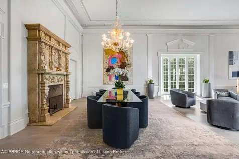 134 Casa Bendita Palm Beach FL 33480