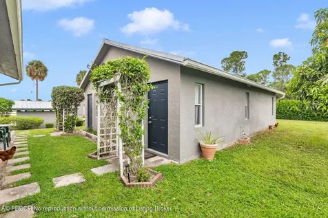 2770 E Road Loxahatchee FL 33470