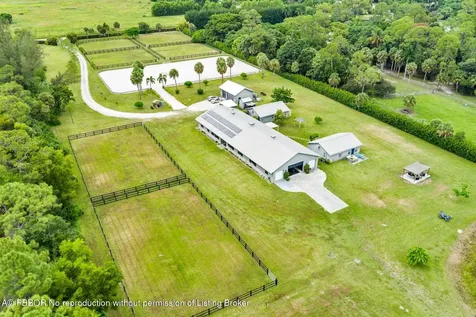 2770 E Road Loxahatchee FL 33470