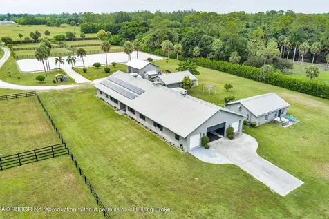 2770 E Road Loxahatchee FL 33470